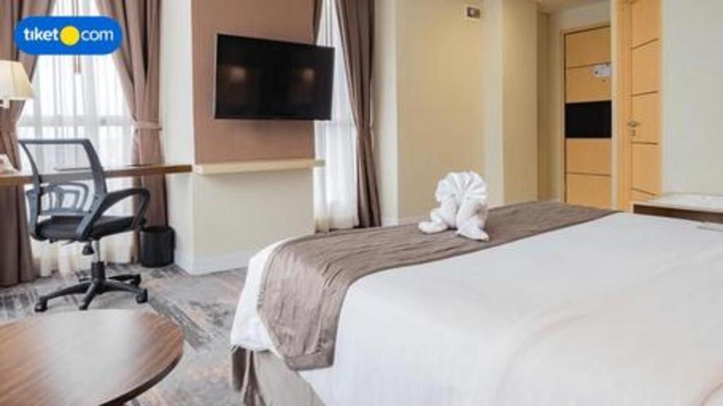 Hotel Grandhika Pemuda Семаранг Экстерьер фото