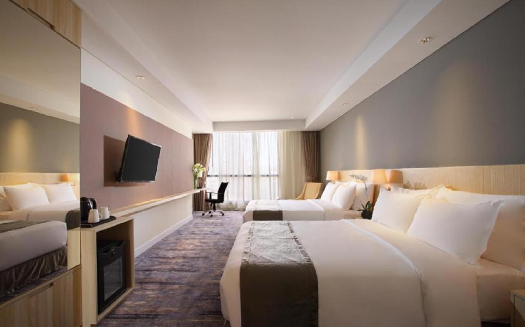 Hotel Grandhika Pemuda Семаранг Экстерьер фото
