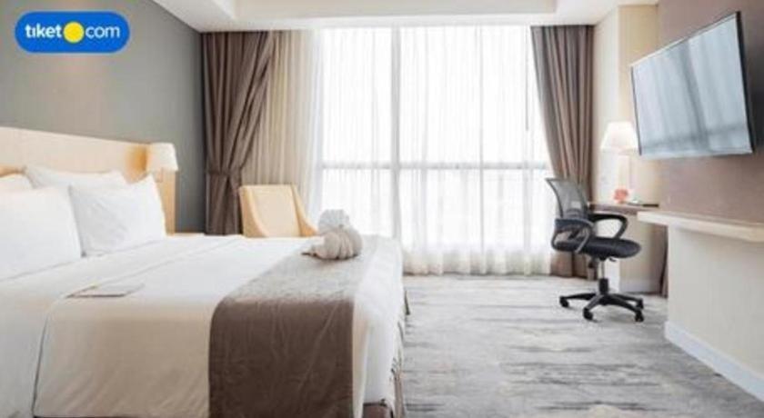 Hotel Grandhika Pemuda Семаранг Экстерьер фото