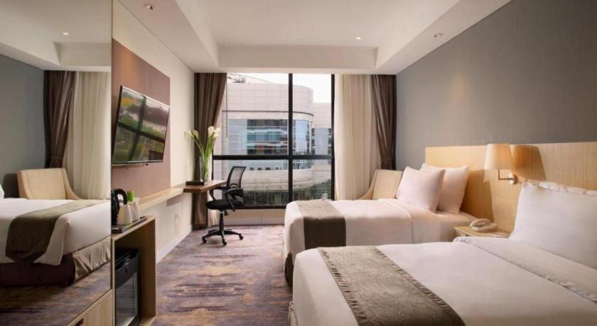 Hotel Grandhika Pemuda Семаранг Экстерьер фото