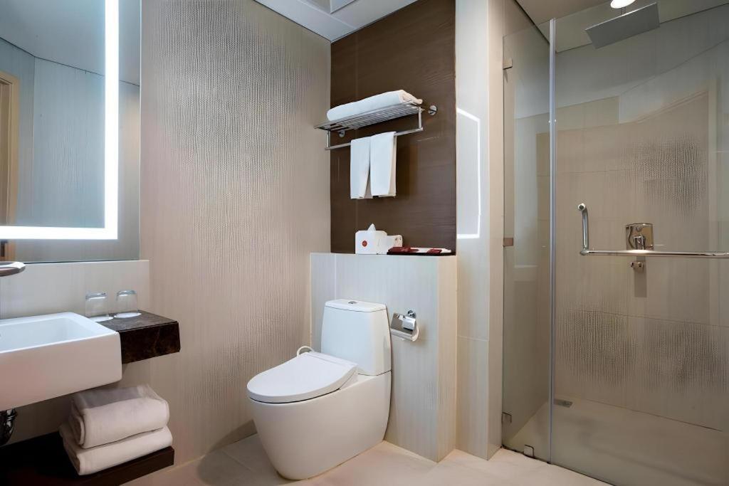 Hotel Grandhika Pemuda Семаранг Экстерьер фото